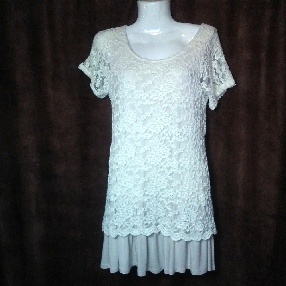 KMC Layered Tunic - Picture 2 of 5